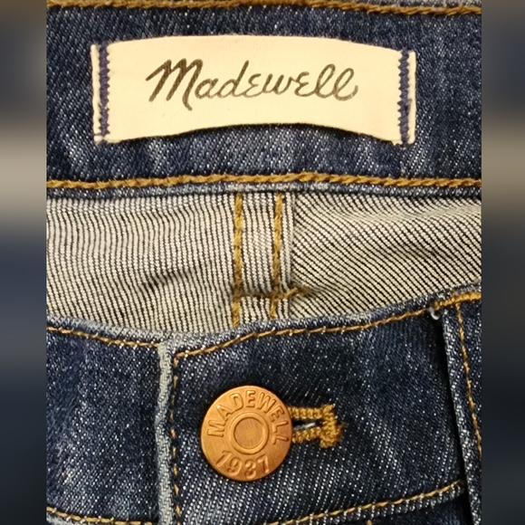 Madewell "The Slim Boyjean" Distressed Jeans,  Size 28 - Picture 6 of 9